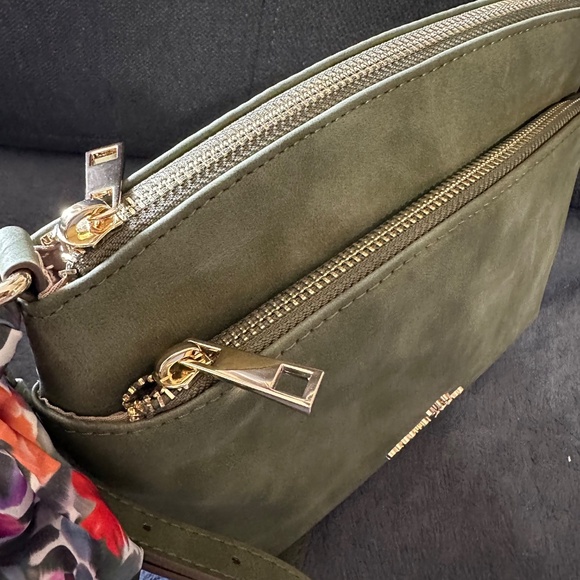 Nanette Lepore Crossbody Bag Purse Olive Green Faux Suede Adjustable Strap. - Picture 6 of 16